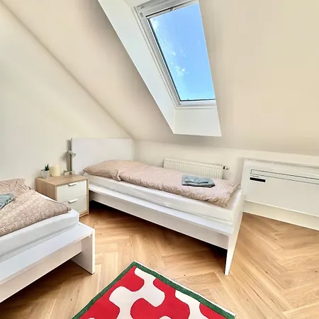 New Flat Close To Center * Komarov