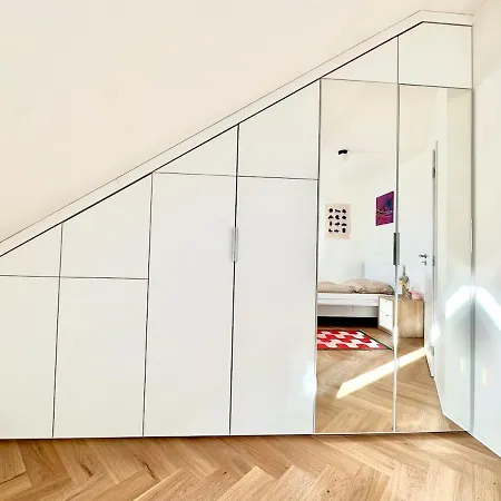 New Flat Close To Center Апартаменты Komarov