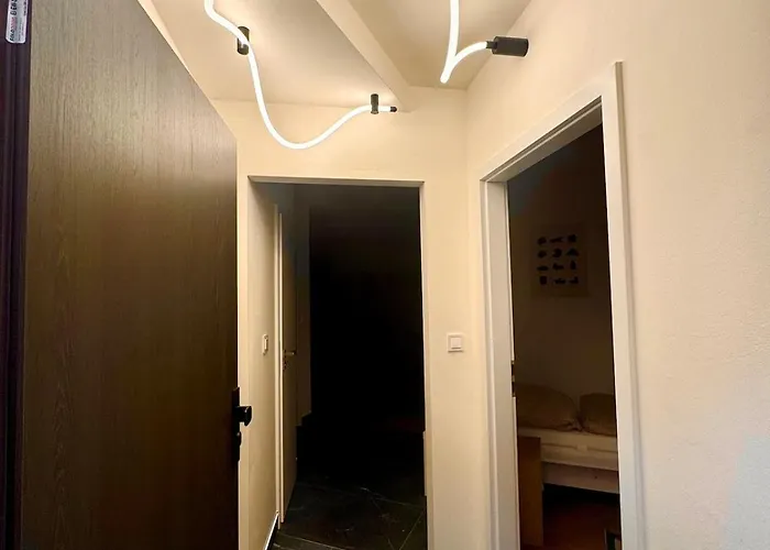 Апартаменты New Flat Close To Center *